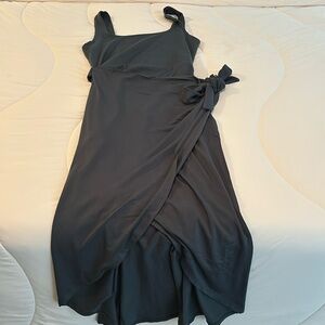 New with tags Quince Tencel Jersey Side Midi Wrap Dress in Dark Olive